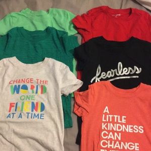 6 used size 4t toddler boys t-shirts.